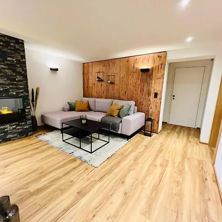 Schoene Mit Ausblick, Sauna Und Hot-pot In Westendorf, Tirol Appartement Westendorf